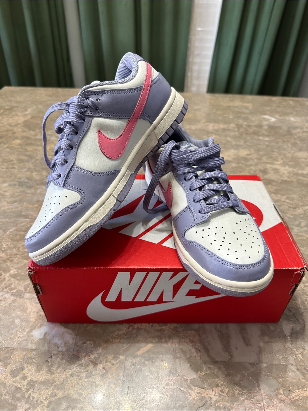 💜Brand New Never Worn Nike Dunks💜